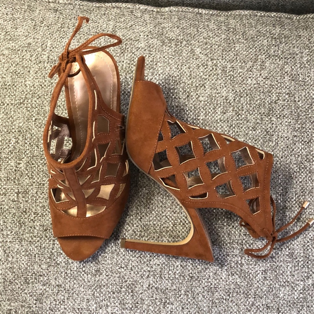 Bcbgeneration Size 7 Brown Suede Open Toed Booties - image 2